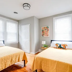 Private Boho 10 Minutes To Downtown Rva! Holiday home